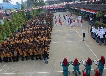 Upacara Peringatan HUT ke-74 Kemerdekaan RI di MAN 1 Pontianak